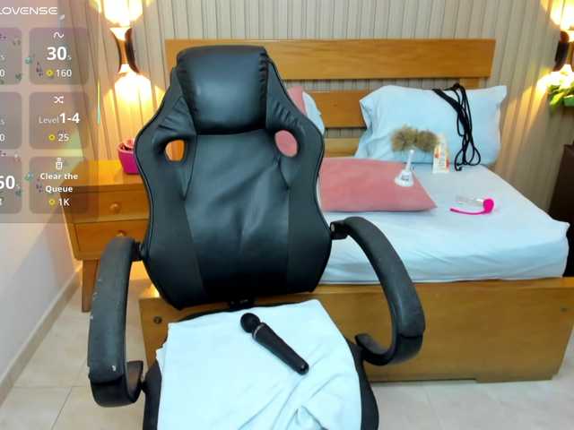 luciana-ballesteros's BongaCams show and profile