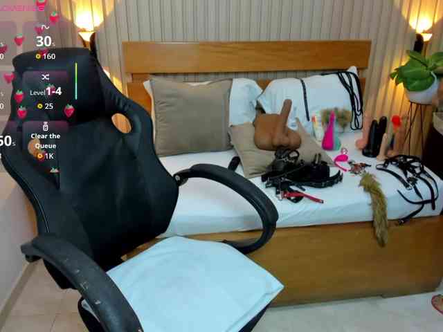 luciana-balleste... Live Webcam on BongaCams