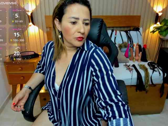 luciana-ballesteros webcam