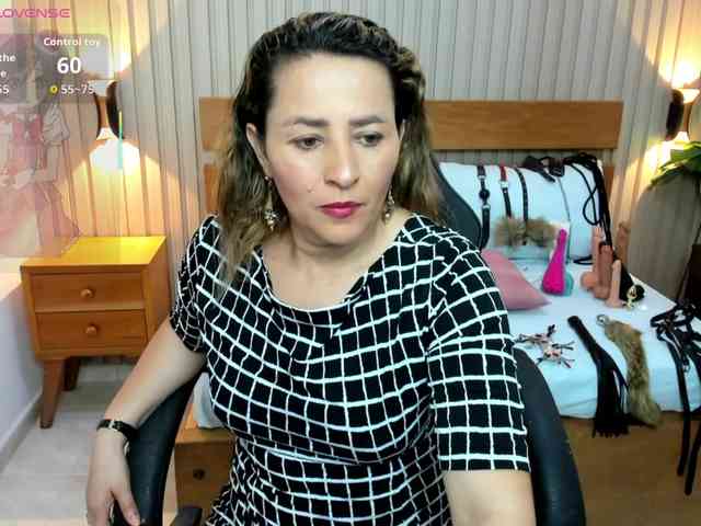 luciana-ballesteros webcam