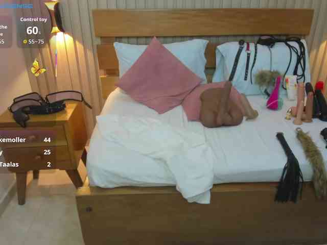 luciana-ballesteros webcam