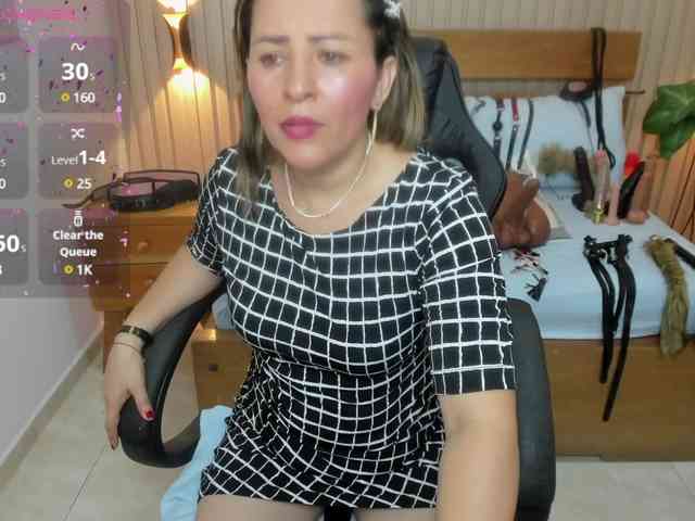 luciana-ballesteros webcam