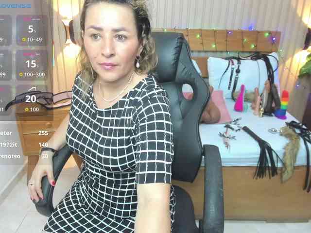 luciana-ballesteros webcam