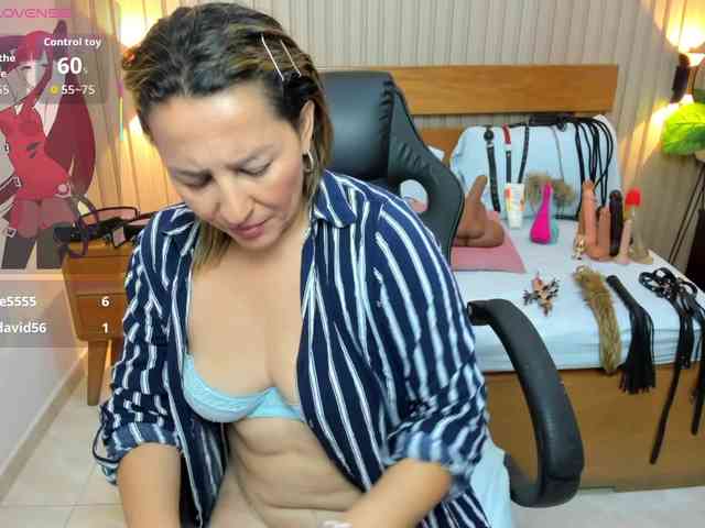 luciana-ballesteros webcam