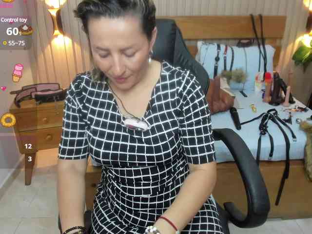 luciana-ballesteros webcam