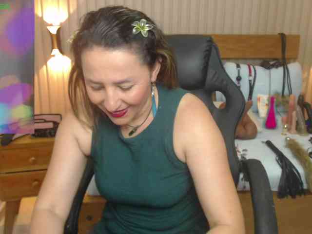 luciana-ballesteros webcam