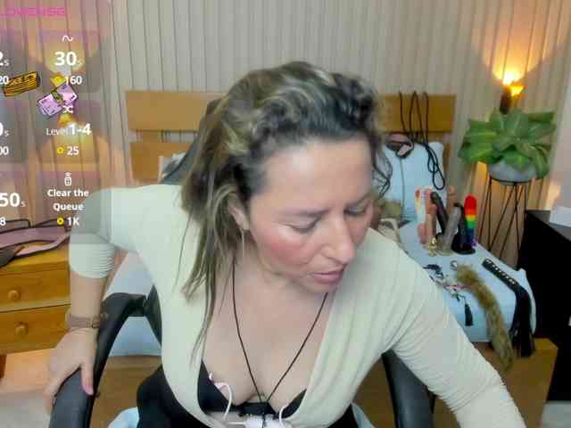 luciana-ballesteros webcam