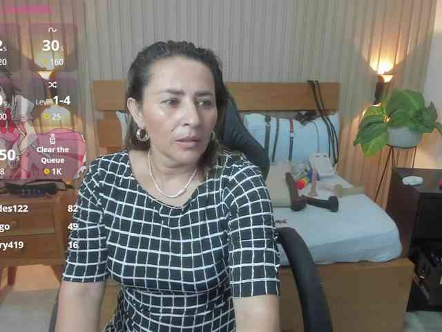 luciana-ballesteros webcam