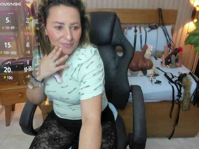luciana-ballesteros webcam