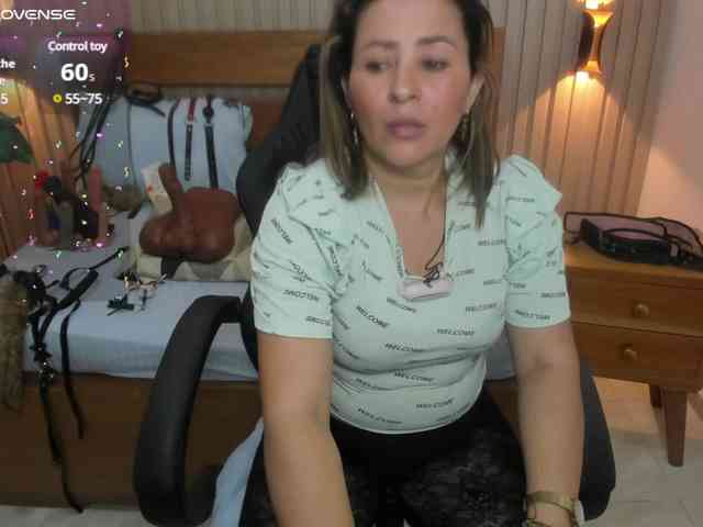 luciana-ballesteros webcam
