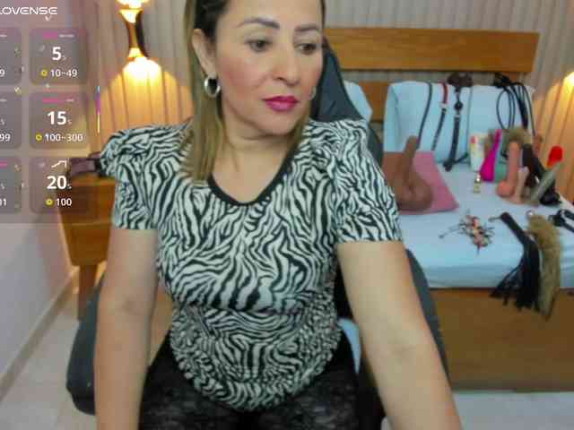 luciana-ballesteros webcam