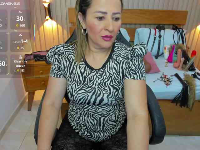 luciana-ballesteros webcam