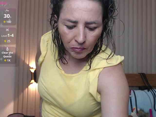 luciana-ballesteros webcam