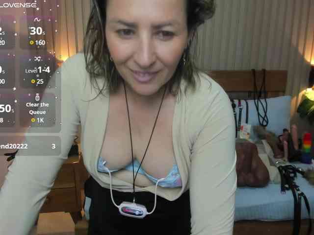luciana-ballesteros webcam