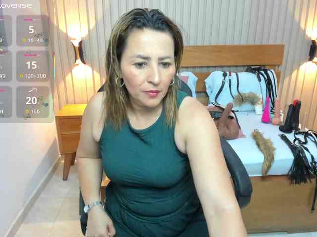 luciana-ballesteros webcam