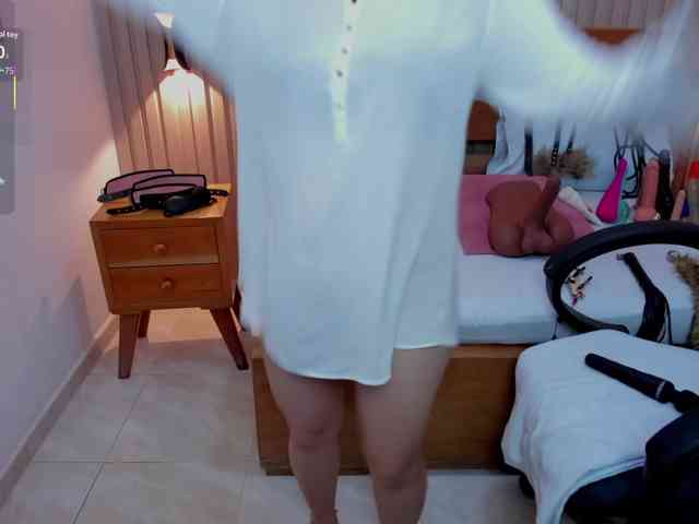 luciana-ballesteros webcam