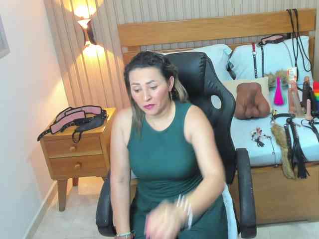 luciana-ballesteros webcam