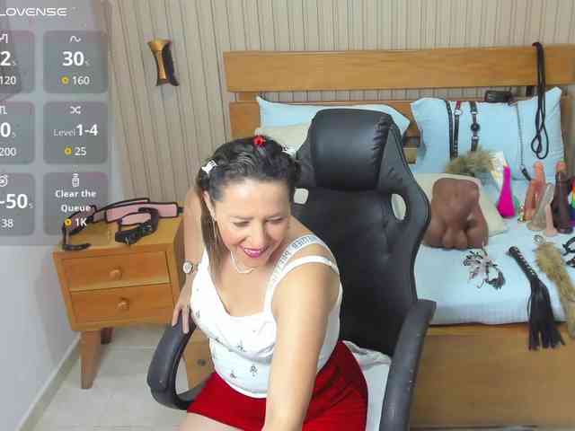 luciana-ballesteros webcam