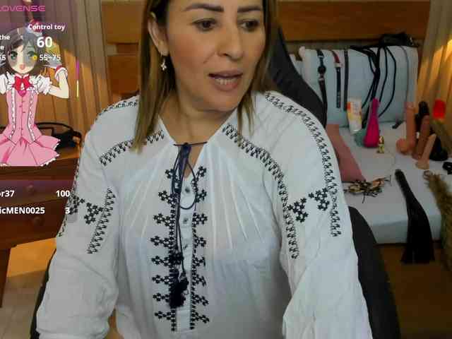 luciana-ballesteros webcam