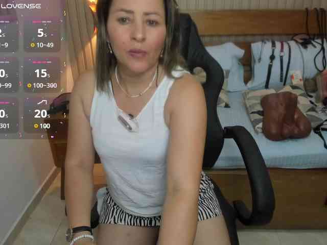 luciana-ballesteros webcam