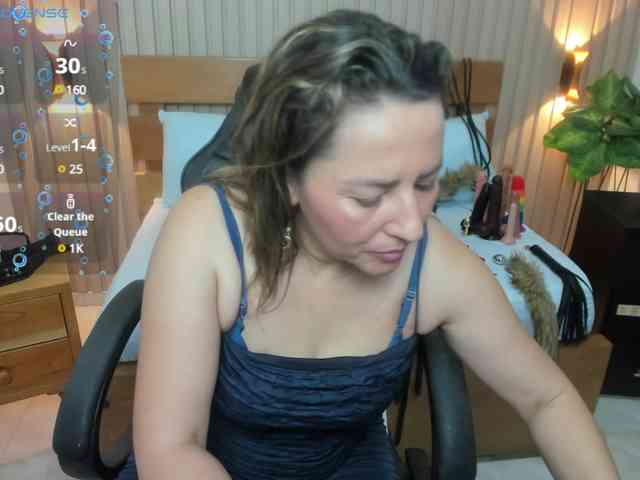 luciana-ballesteros webcam