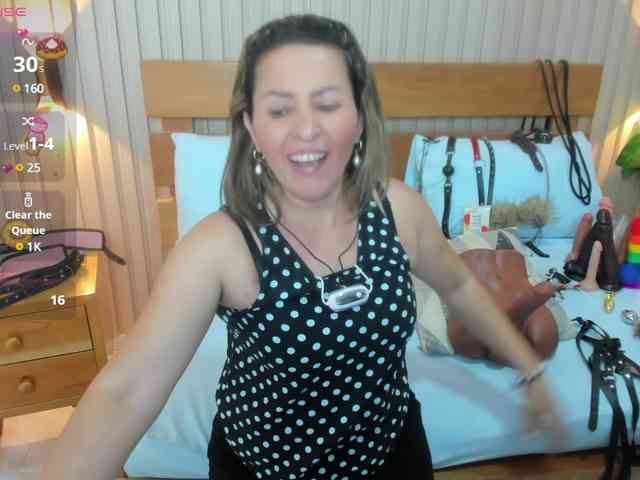 luciana-ballesteros webcam