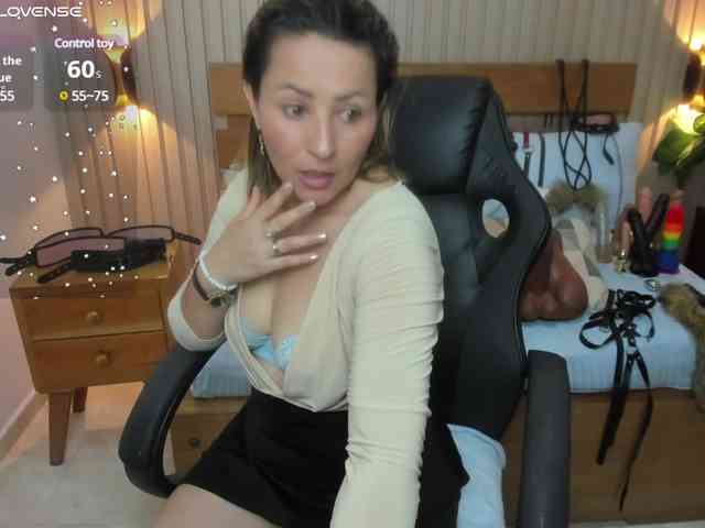 luciana-ballesteros webcam