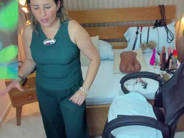 luciana-ballesteros webcam