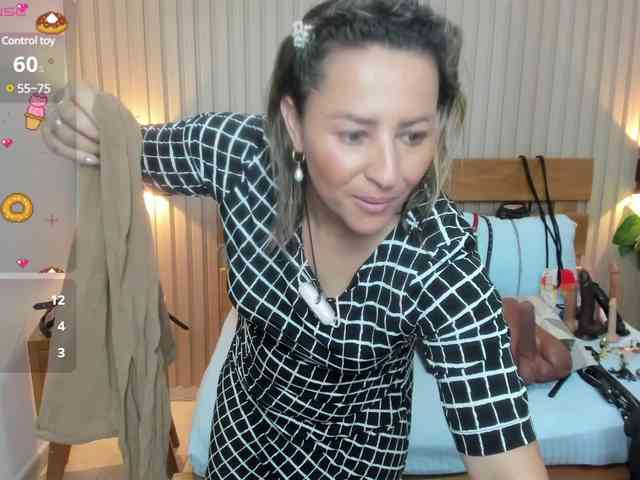 luciana-ballesteros webcam