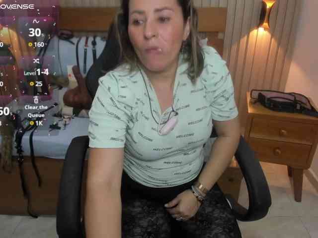 luciana-ballesteros webcam