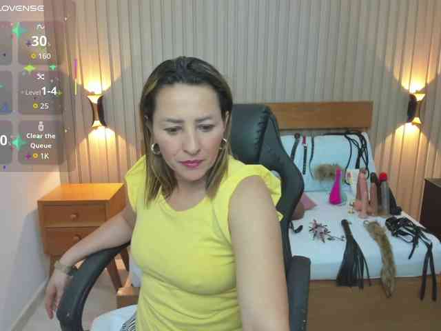 luciana-ballesteros webcam