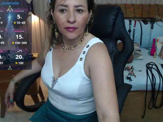 luciana-ballesteros webcam