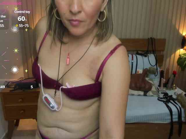 luciana-ballesteros webcam