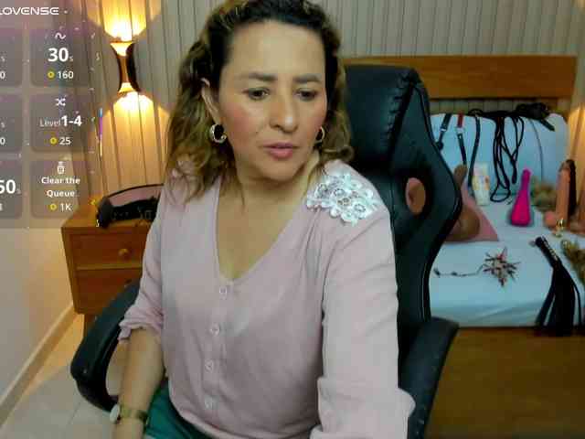 luciana-ballesteros webcam