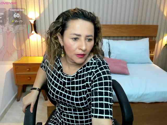 luciana-ballesteros webcam