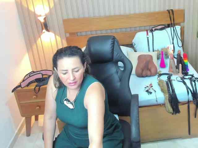 luciana-ballesteros webcam