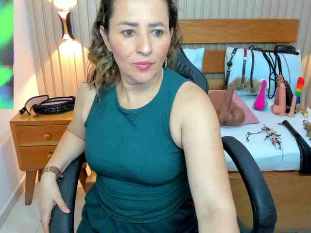 luciana-ballesteros webcam