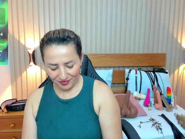 luciana-ballesteros webcam