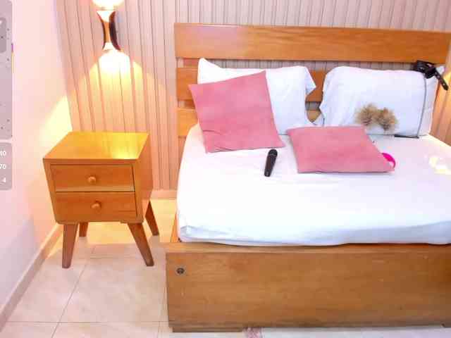 luciana-ballesteros webcam