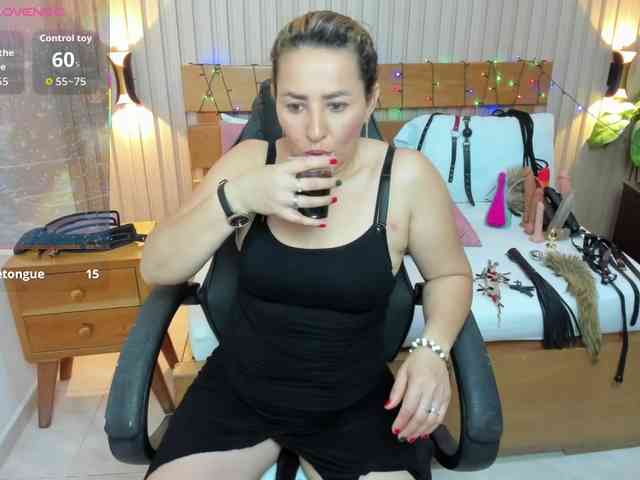 luciana-ballesteros webcam