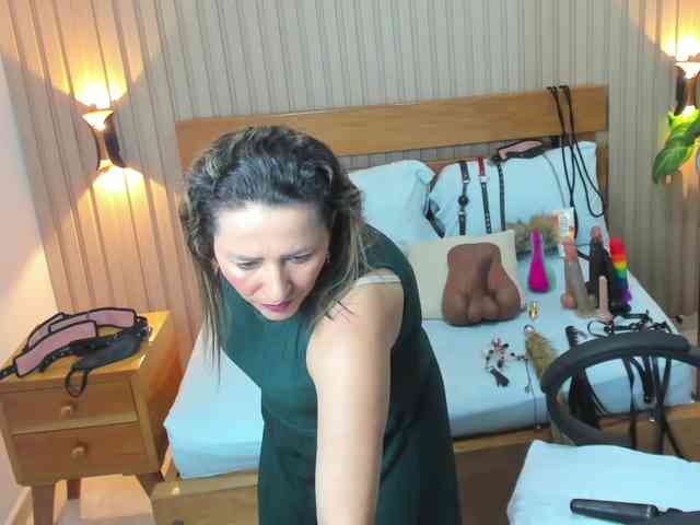 luciana-ballesteros webcam