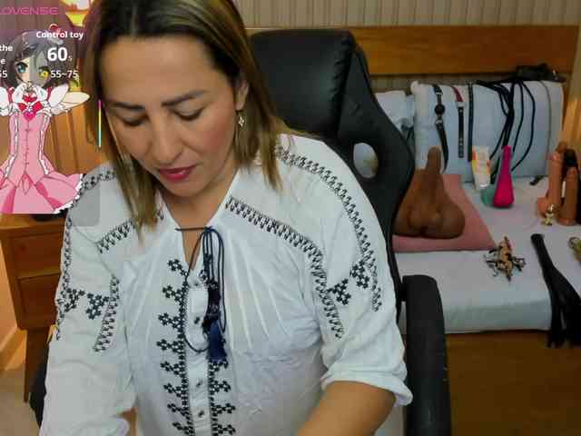 luciana-ballesteros webcam