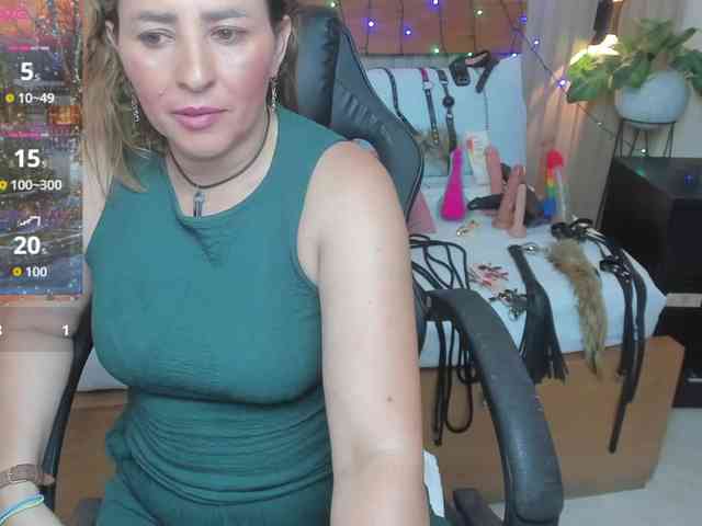luciana-ballesteros webcam