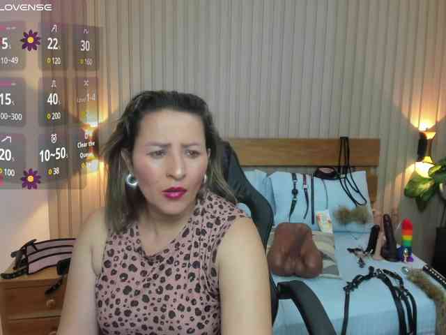 luciana-ballesteros webcam