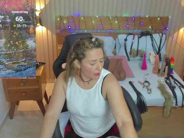 luciana-ballesteros webcam