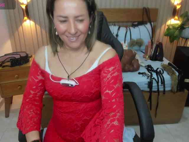 luciana-ballesteros webcam