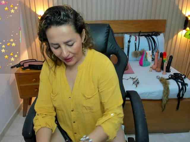 luciana-ballesteros webcam