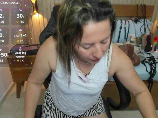 luciana-ballesteros webcam