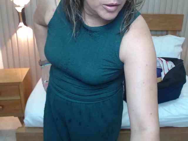 luciana-ballesteros webcam