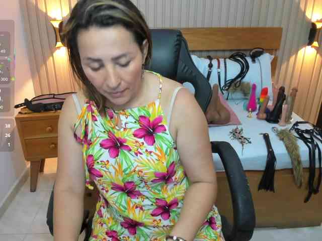 luciana-ballesteros webcam